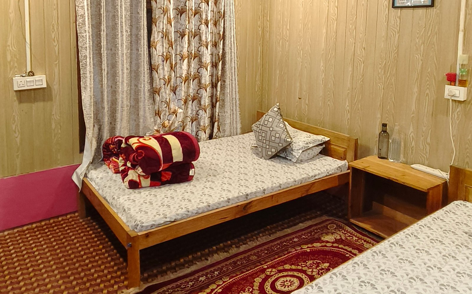 Mountain View Room